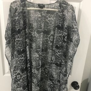 Kensie Sheer Vest Black/White Size One Size